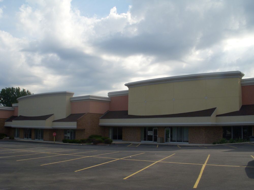 Springwood Plaza: 10160 W Florissant Ave, Saint Louis, MO 63136